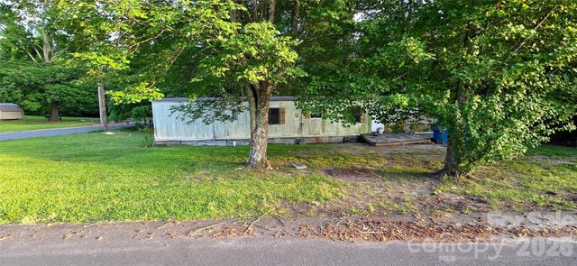 116 E Fairground Avenue, Troy, NC 27371