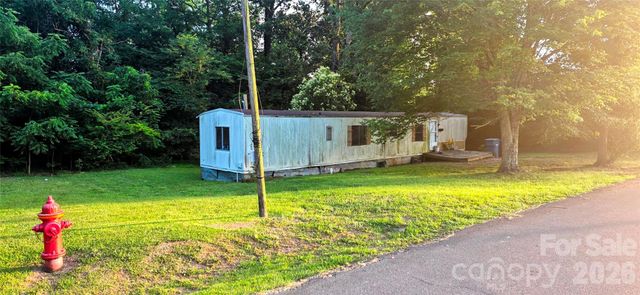 116 E Fairground Avenue, Troy, NC 27371