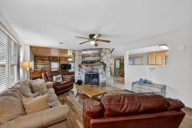 309 Saint Andrews Way, Gatlinburg, TN 37738