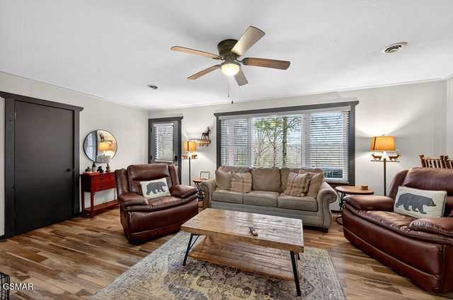 309 Saint Andrews Way, Gatlinburg, TN 37738