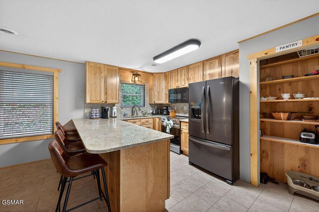 309 Saint Andrews Way, Gatlinburg, TN 37738