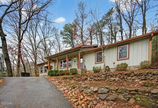 309 Saint Andrews Way, Gatlinburg, TN 37738