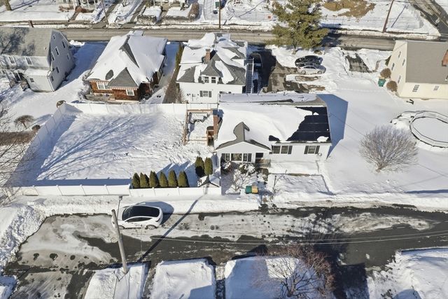 3 Golden Terrace, Woburn, MA 01801