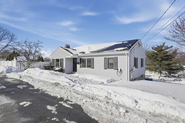 3 Golden Terrace, Woburn, MA 01801