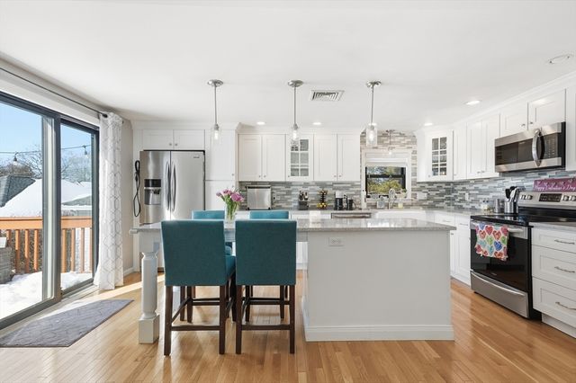 3 Golden Terrace, Woburn, MA 01801