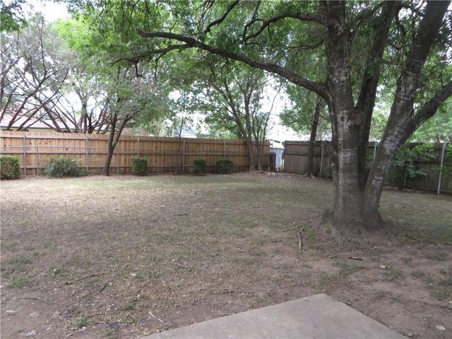 502 Tanglewood DR, Georgetown, TX 78628