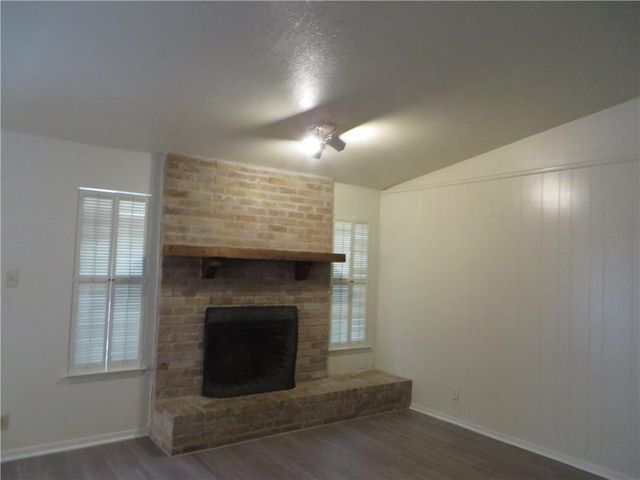 502 Tanglewood DR, Georgetown, TX 78628