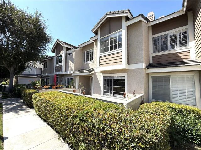 56 Christamon South, Irvine, CA 92620
