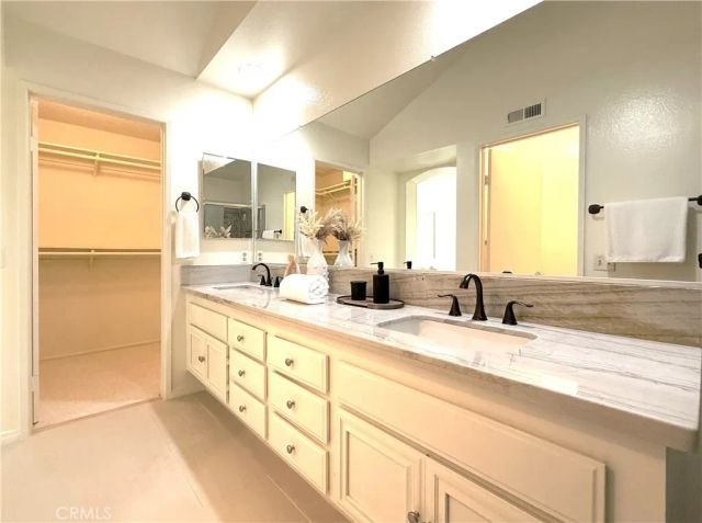 56 Christamon South, Irvine, CA 92620