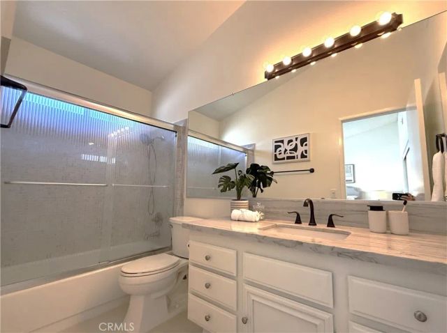 56 Christamon South, Irvine, CA 92620