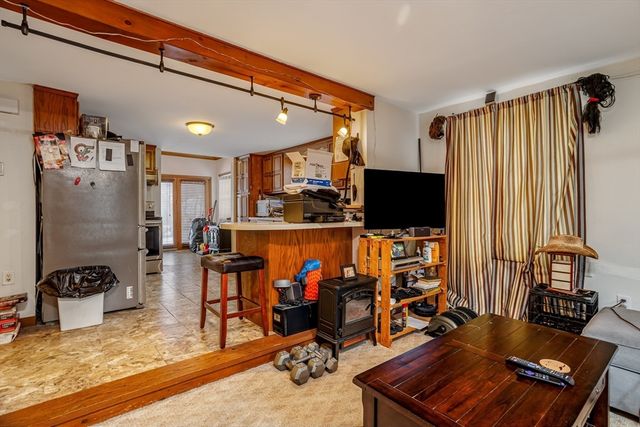 36 Brown St, Maynard, MA 01754