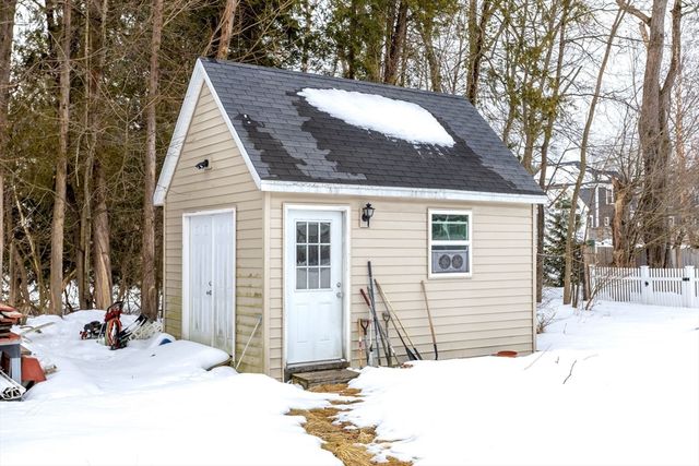 36 Brown St, Maynard, MA 01754