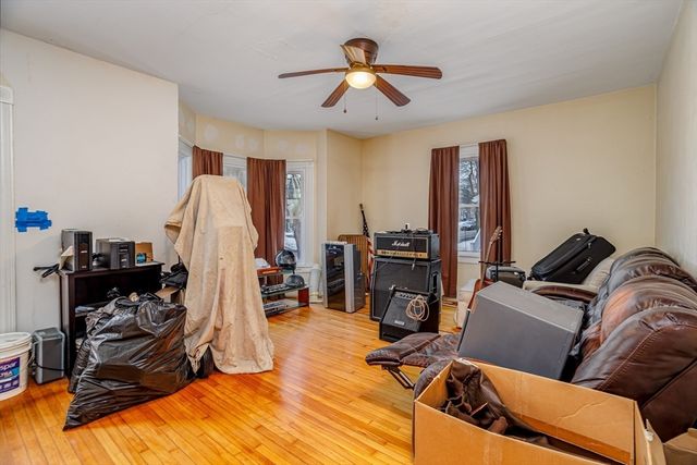 36 Brown St, Maynard, MA 01754