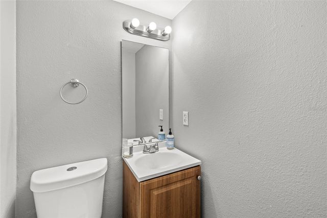 707 SAINT MATTHEW CIRCLE, Altamonte Springs, FL 32714