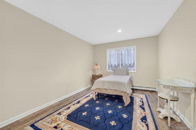 196 Vineyard Avenue, Highland, NY 12528