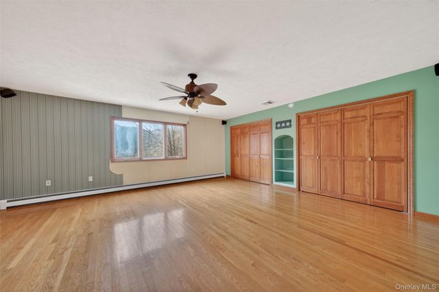 196 Vineyard Avenue, Highland, NY 12528