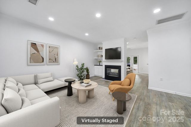 18721 Silver Quay Drive, Cornelius, NC 28031