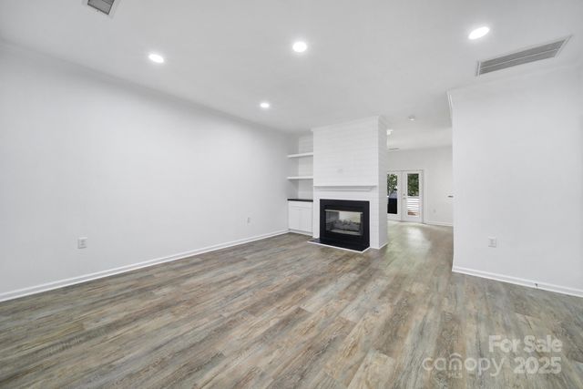 18721 Silver Quay Drive, Cornelius, NC 28031