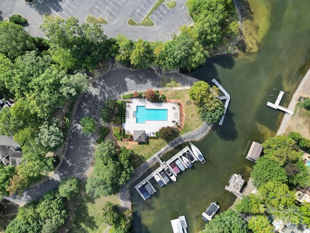 18721 Silver Quay Drive, Cornelius, NC 28031