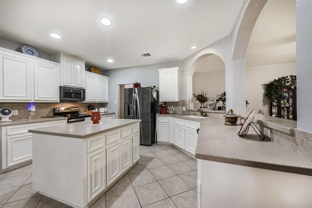 18115 Stone Angel Drive, Humble, TX 77346