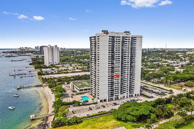 5600 N Flagler Drive 1106, West Palm Beach, FL 33407
