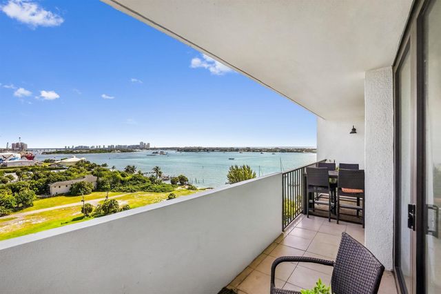 5600 N Flagler Drive 1106, West Palm Beach, FL 33407