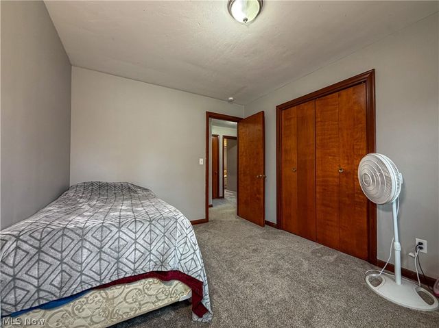 3161 Kingston Lane, Youngstown, OH 44511