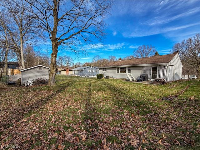 3161 Kingston Lane, Youngstown, OH 44511