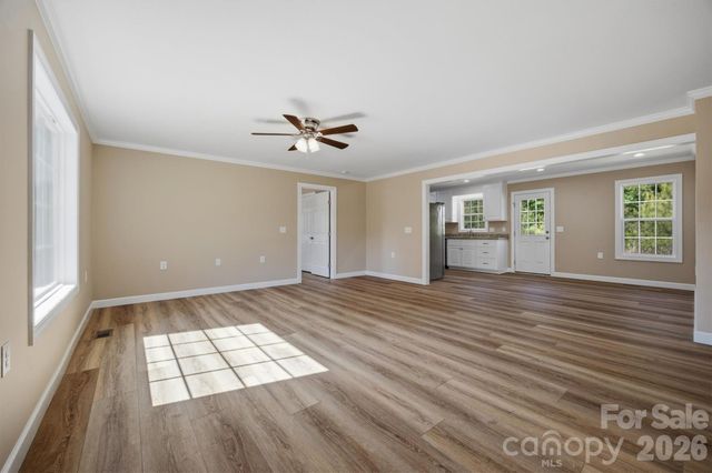 4915 S T Clark Road, Morganton, NC 28655