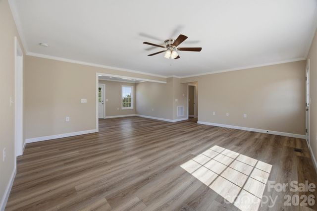 4915 S T Clark Road, Morganton, NC 28655