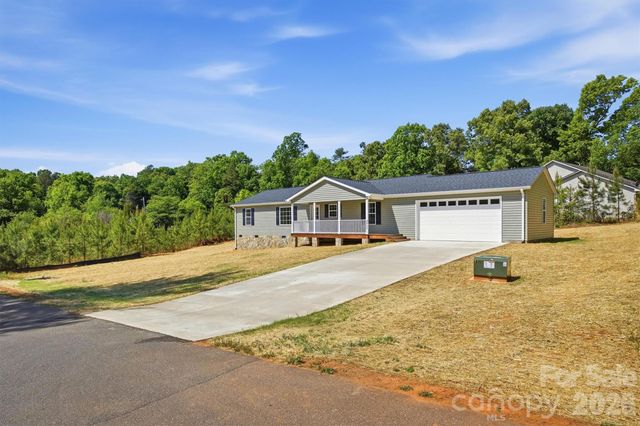 4915 S T Clark Road, Morganton, NC 28655