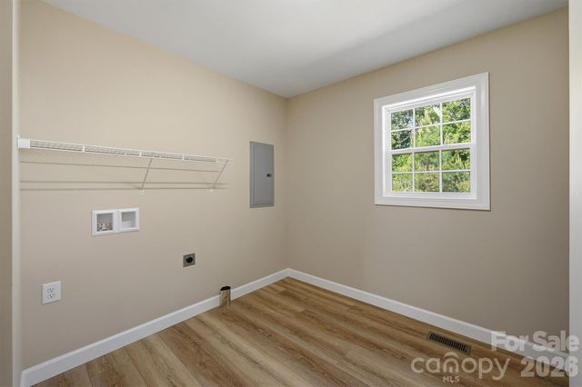 4915 S T Clark Road, Morganton, NC 28655