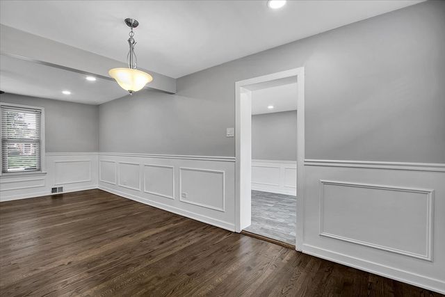 21317 S Jeffrey Drive, Matteson, IL 60443