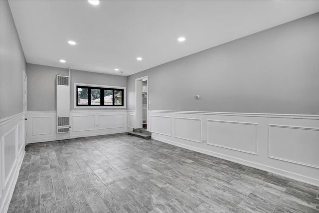 21317 S Jeffrey Drive, Matteson, IL 60443