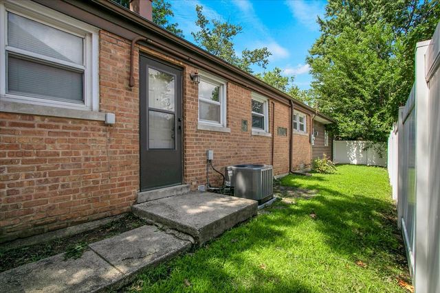 21317 S Jeffrey Drive, Matteson, IL 60443
