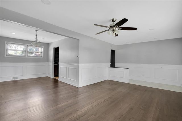 21317 S Jeffrey Drive, Matteson, IL 60443