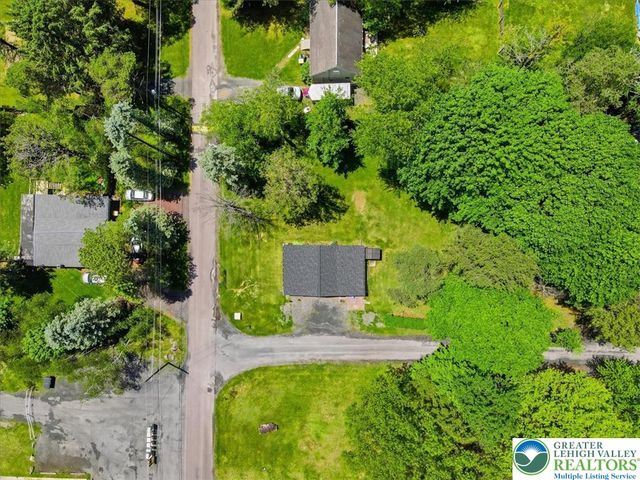 4421 Arrow Lane, Polk Twp, PA 18058
