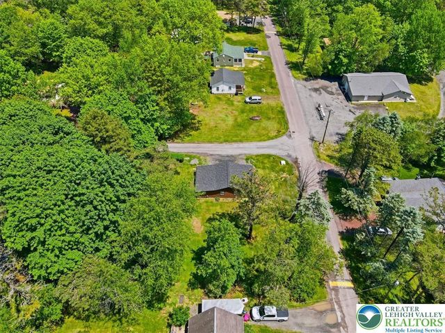 4421 Arrow Lane, Polk Twp, PA 18058