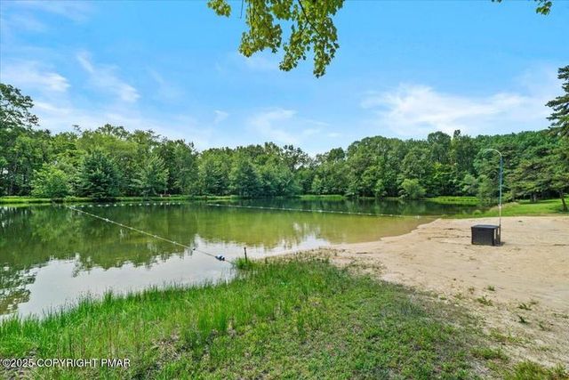 4421 Arrow Lane, Polk Twp, PA 18058
