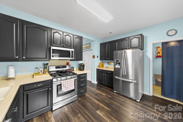 3887 Longwood Drive SW, Concord, NC 28027