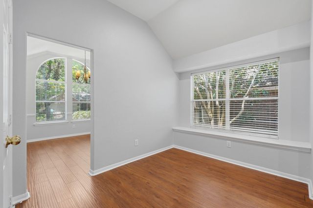 18 Mulberry Glen Place, The Woodlands, TX 77382