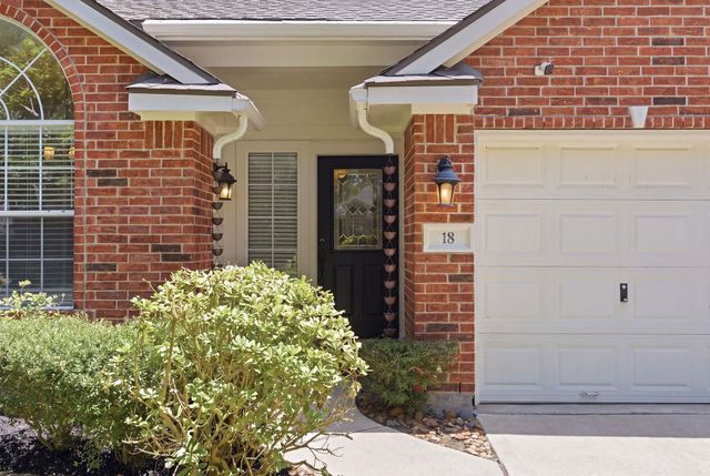 18 Mulberry Glen Place, The Woodlands, TX 77382
