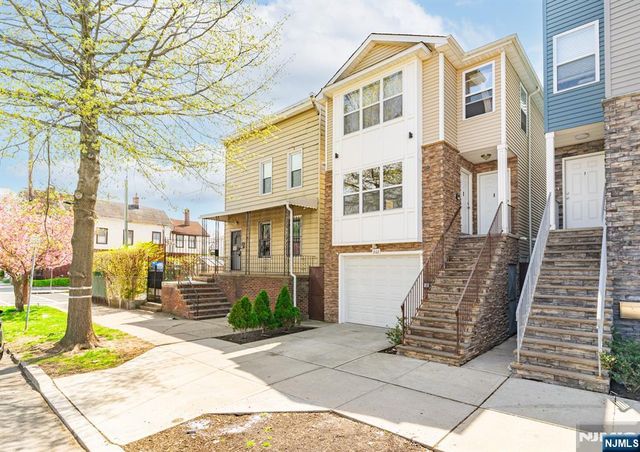 262 2nd Avenue, Newark, NJ 07107