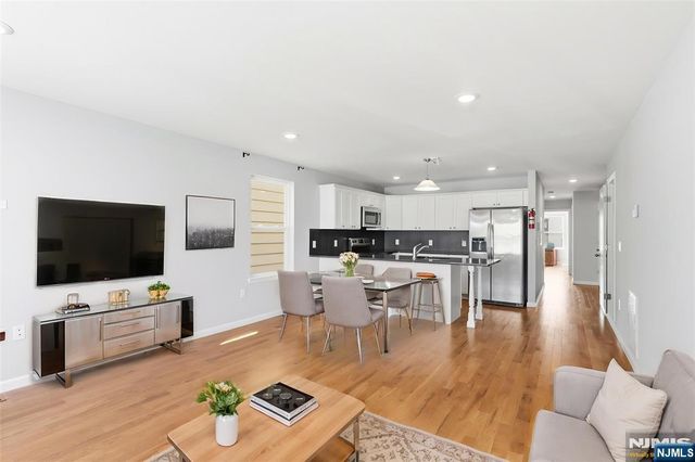 262 2nd Avenue, Newark, NJ 07107