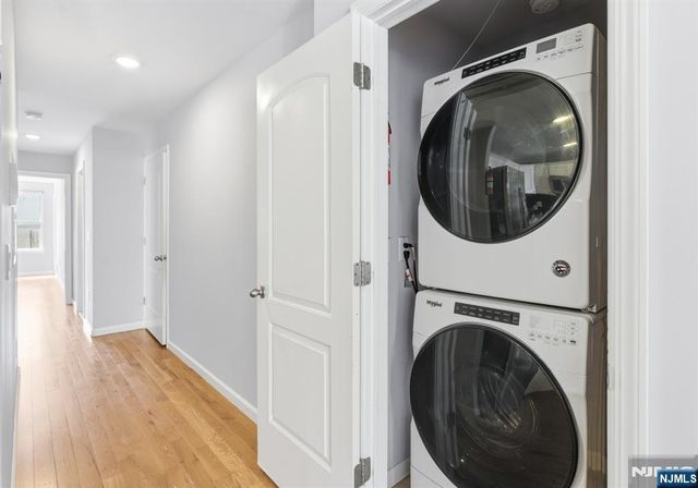 262 2nd Avenue, Newark, NJ 07107