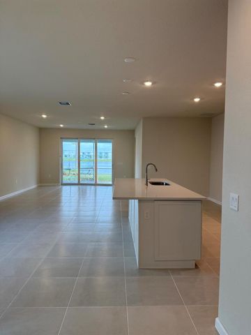 10250 SW Captiva Drive, Port St Lucie, FL 34987