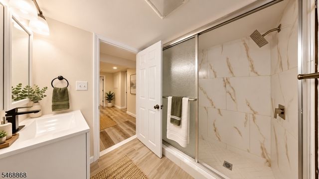 136 W Colfax Ave, Roselle Park Boro, NJ 07204