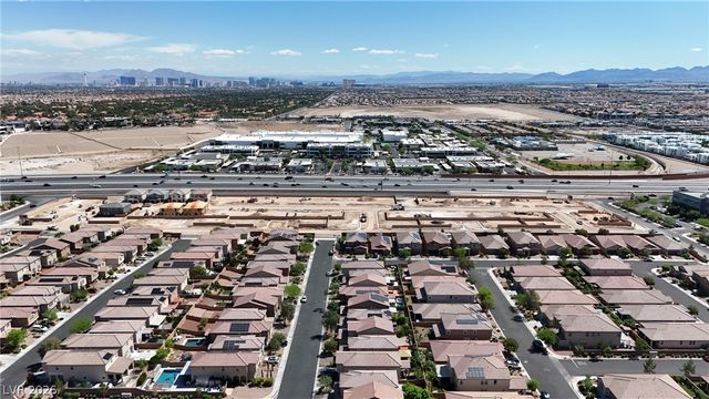 9221 Valley Betica Avenue, Las Vegas, NV 89148