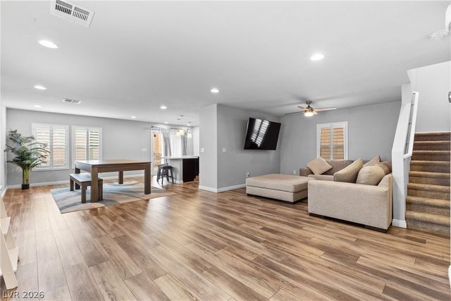 9221 Valley Betica Avenue, Las Vegas, NV 89148