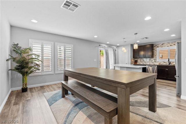 9221 Valley Betica Avenue, Las Vegas, NV 89148